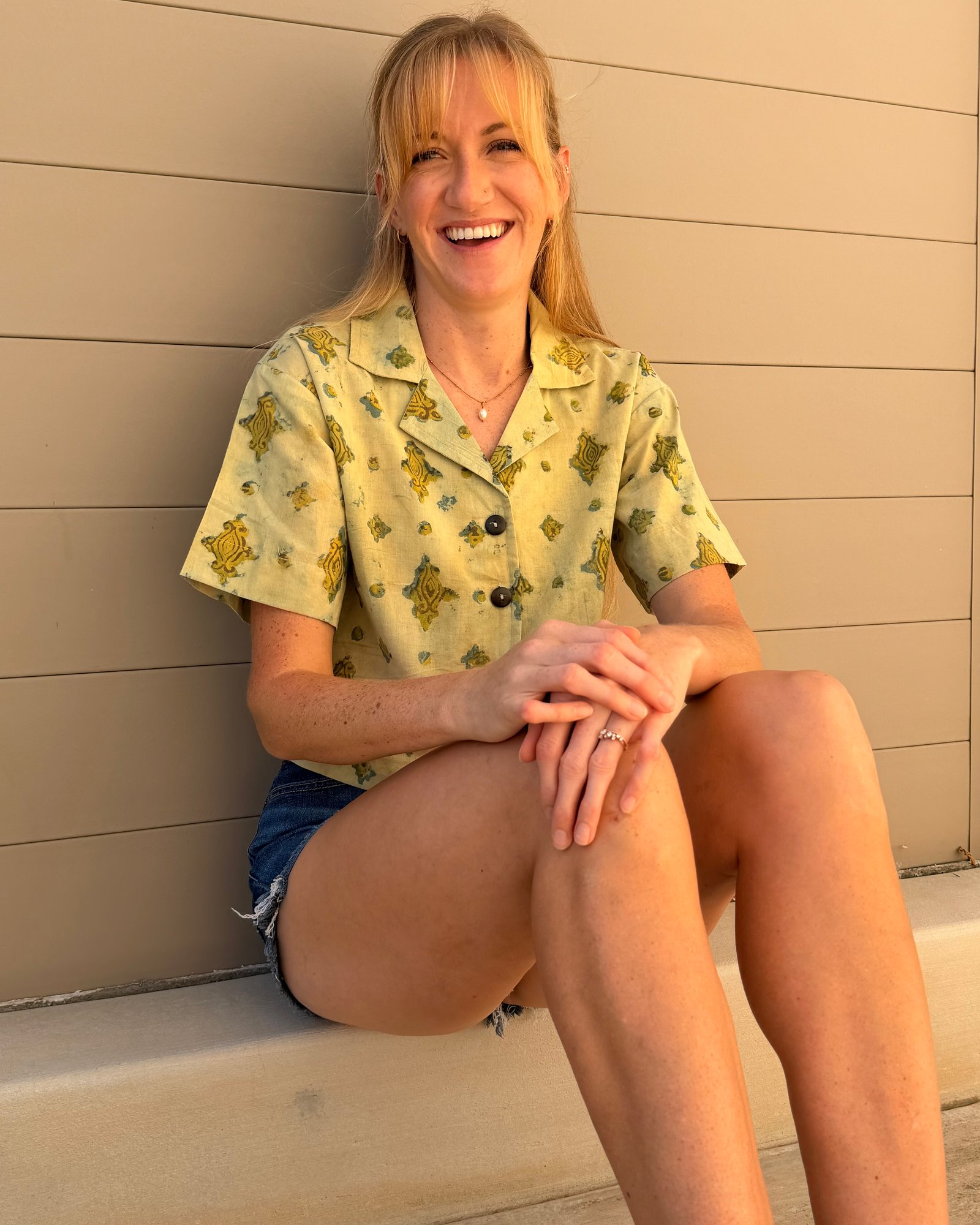 The Morning Market Shirt in Sunny Side Mud, photograph 4 of 5