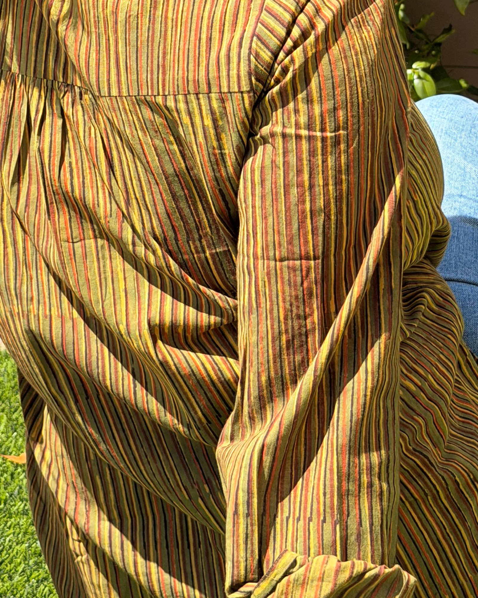 The Bohemian Button Up in Chai & Chilli, photograph 3 of 4